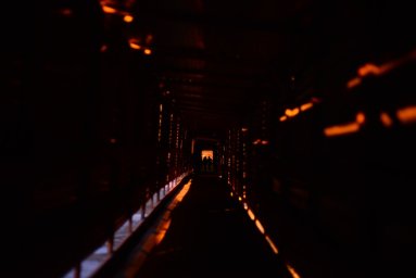 Пешеходный туннель на стройке